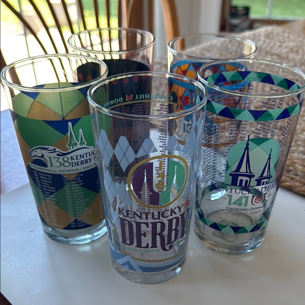Kentucky Derby Souvenir Glasses Set
